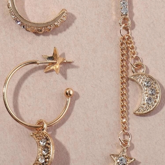 *Madonna* 3 Pc. Earrings set - Picture 3 of 4